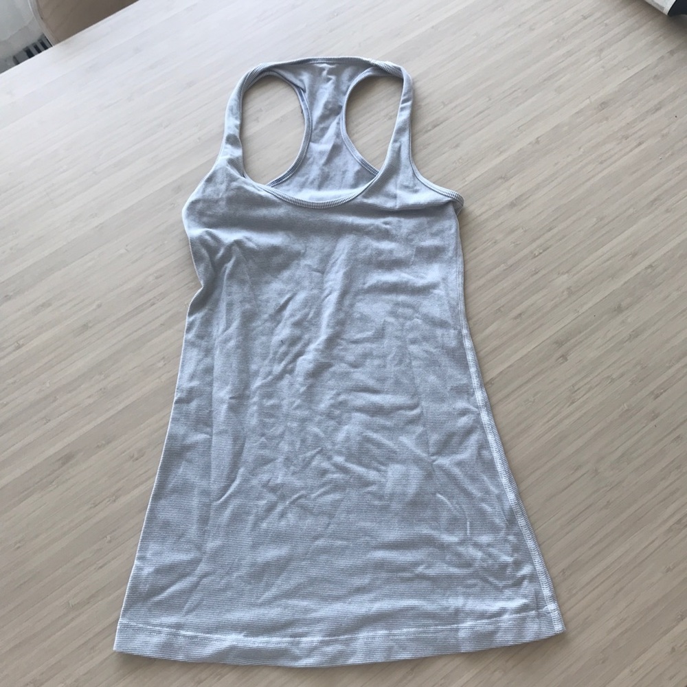 Lululemon tank